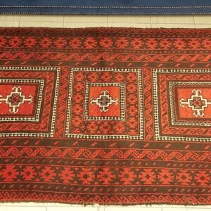 Hand Knotted Wool Rug # 77