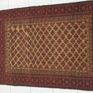 Hand Knotted Wool Rug # 136