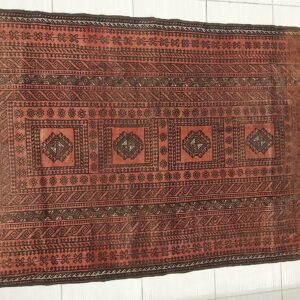 Hand Knotted Wool Rug # 141