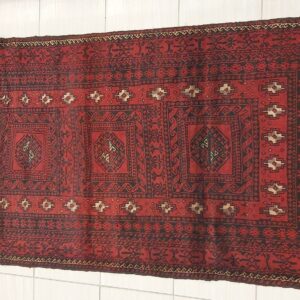Hand Knotted Wool Rug # 143