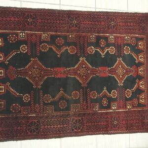 Hand Knotted Wool Rug # 148
