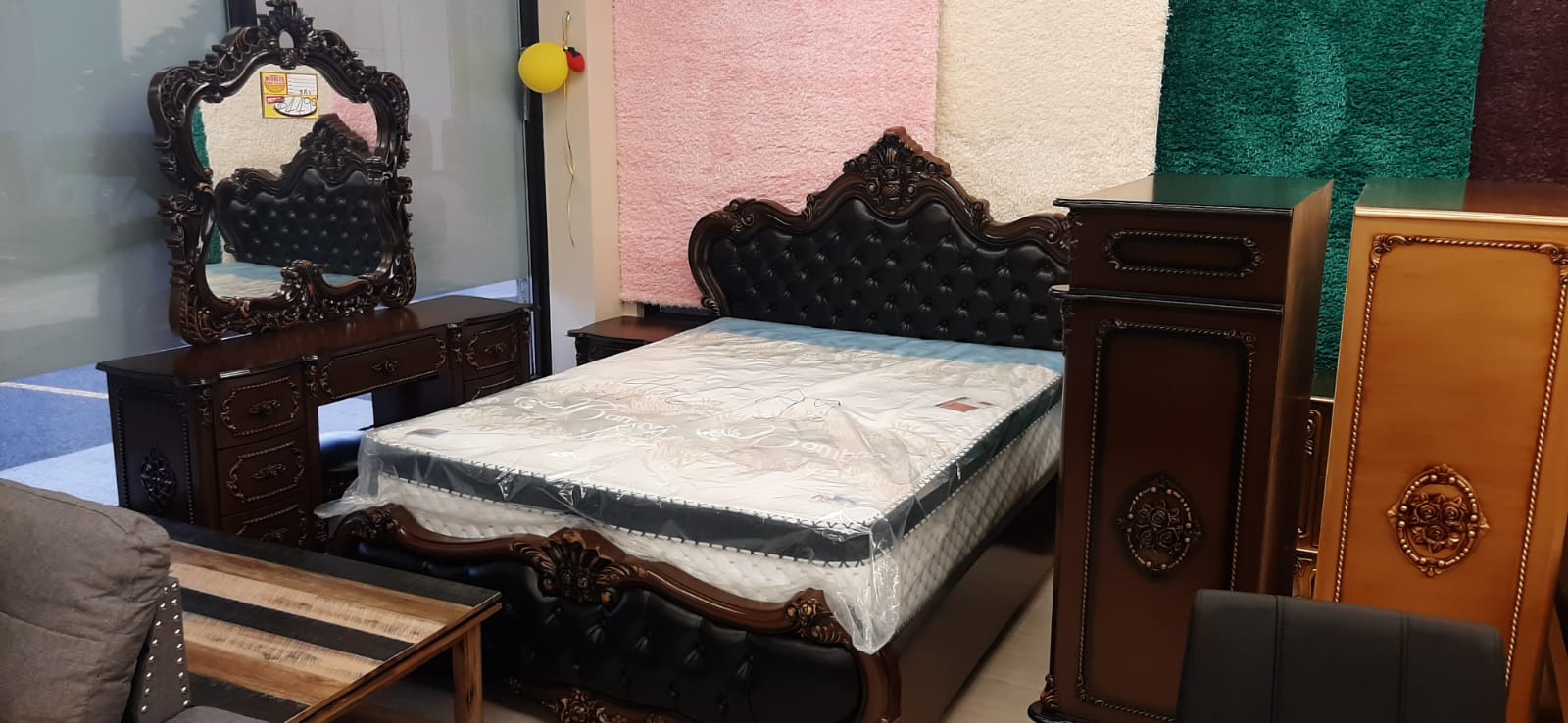 Zagros Gallery